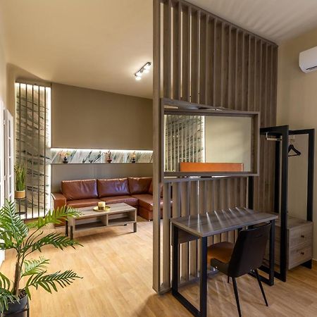 Noho Boutique , Premium Living Dikeou 8 Apartment Athena Bagian luar foto