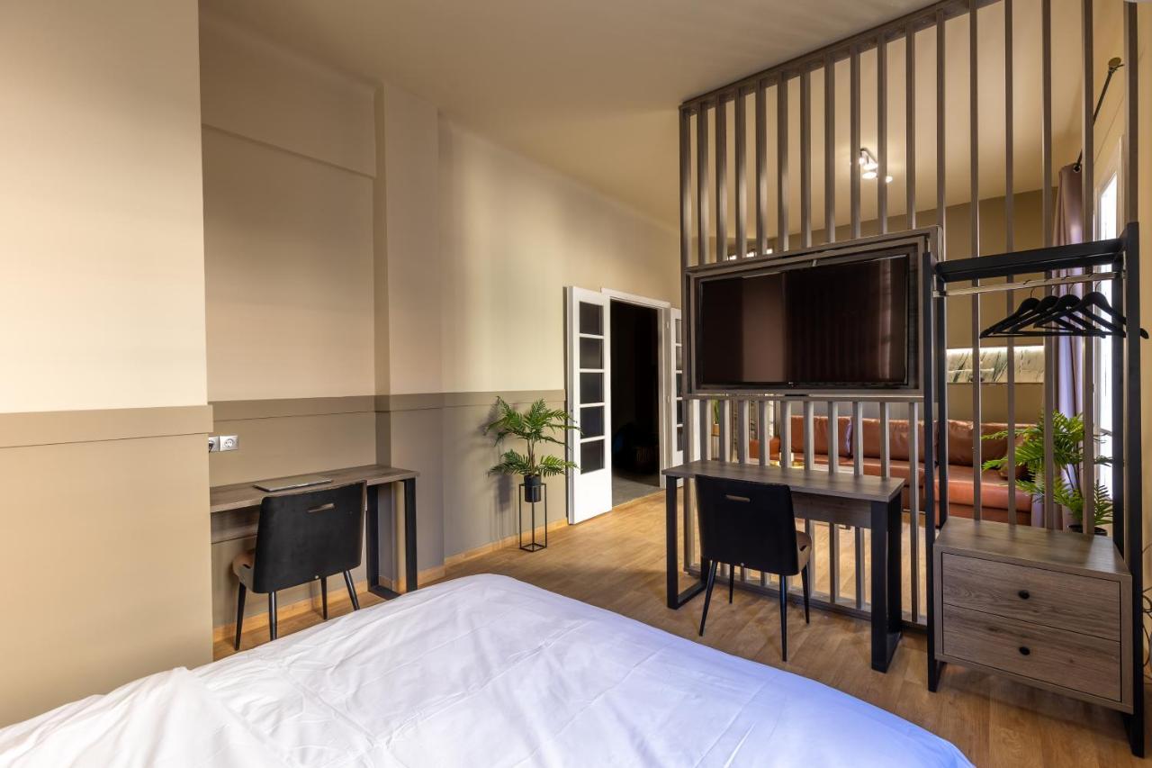 Noho Boutique , Premium Living Dikeou 8 Apartment Athena Bagian luar foto