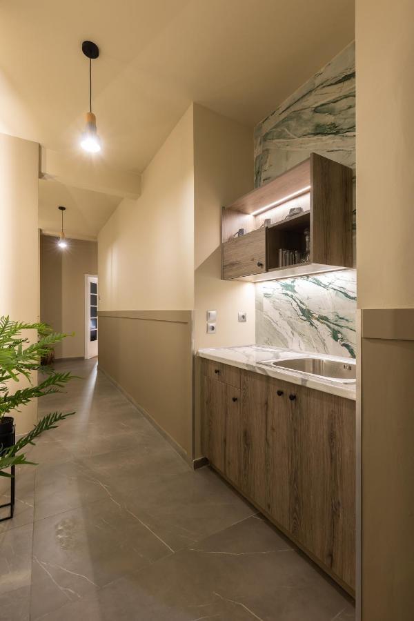 Noho Boutique , Premium Living Dikeou 8 Apartment Athena Bagian luar foto