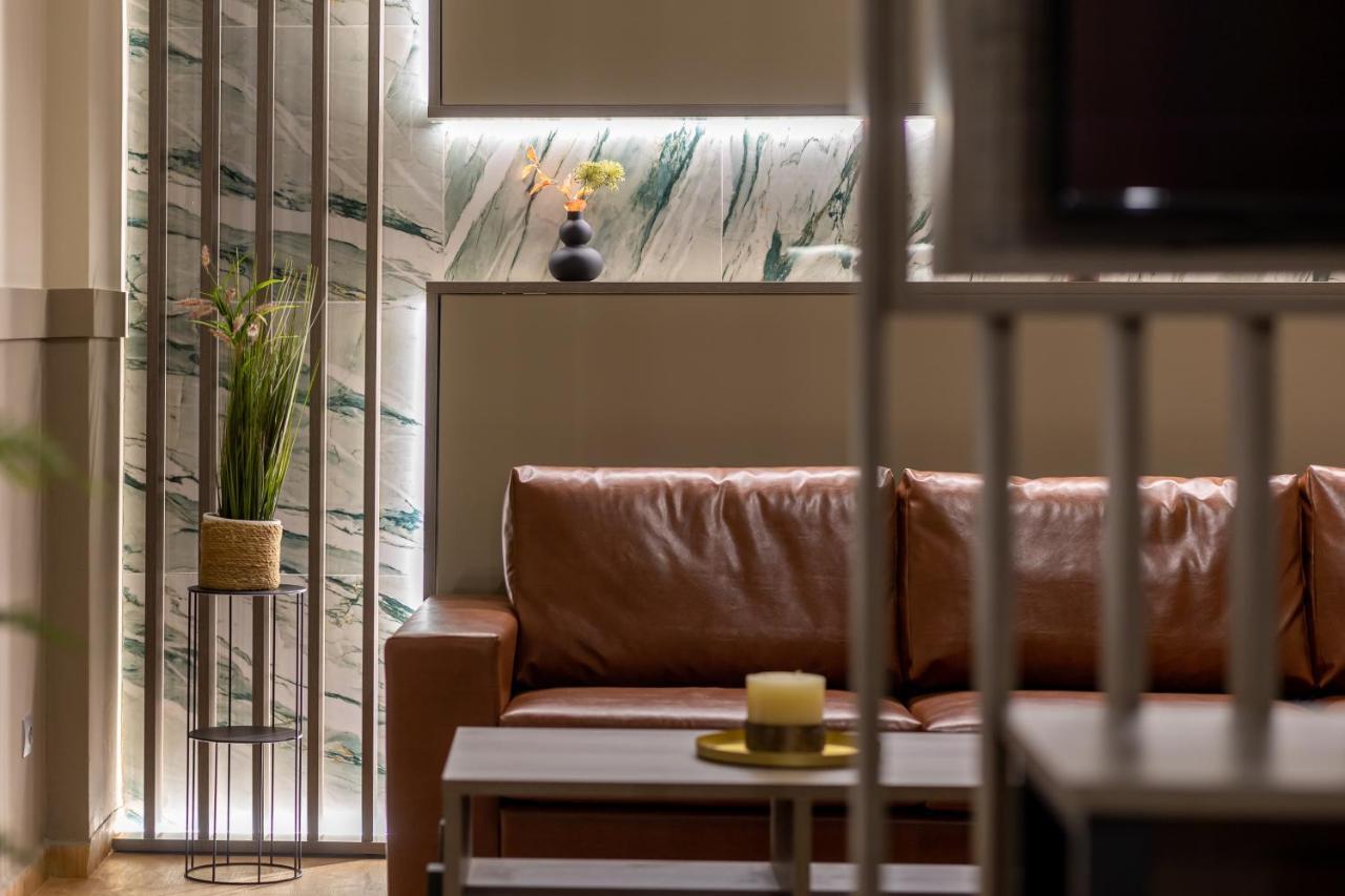 Noho Boutique , Premium Living Dikeou 8 Apartment Athena Bagian luar foto