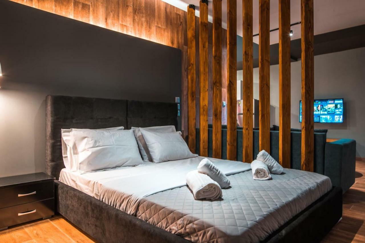Noho Boutique , Premium Living Dikeou 8 Apartment Athena Bagian luar foto