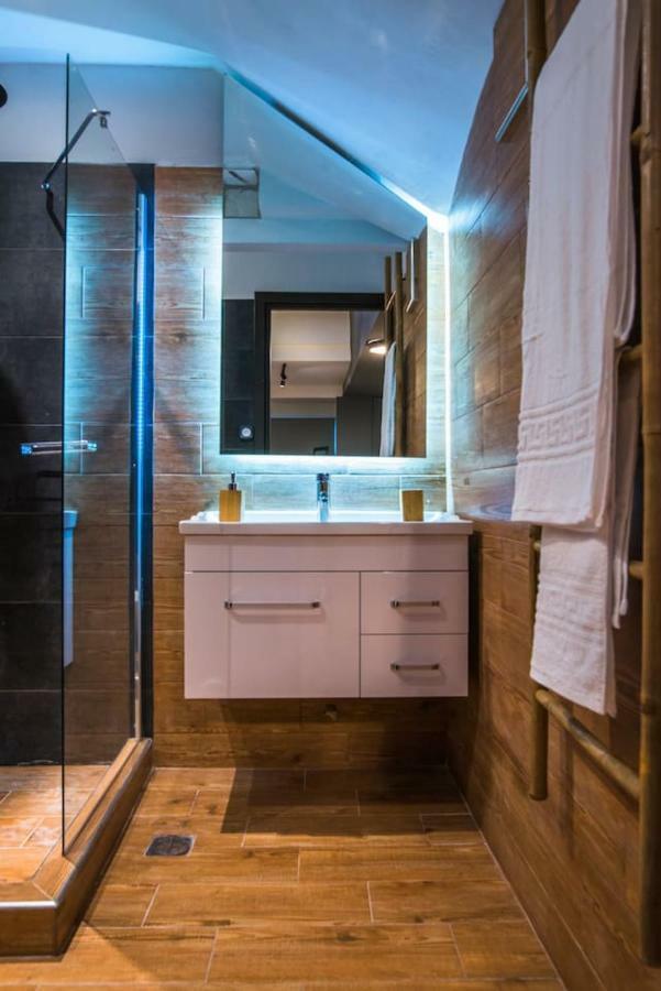 Noho Boutique , Premium Living Dikeou 8 Apartment Athena Bagian luar foto